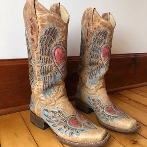 Women’s size 6.5 Corral boots